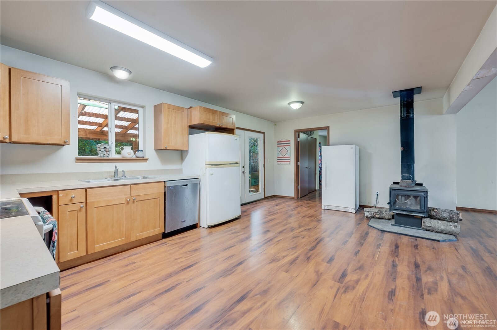 8993 Southwest Lake Flora Road Bremerton, WA 98312 - Photo 24 of 28