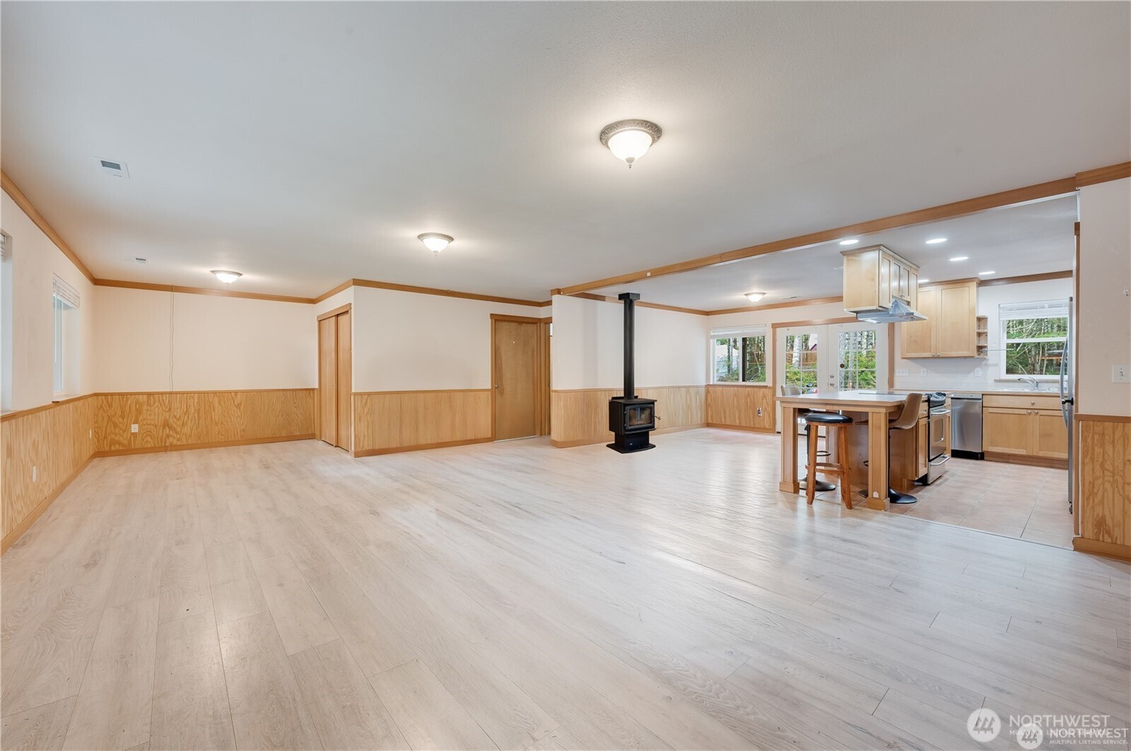 8993 Southwest Lake Flora Road Bremerton, WA 98312 - Photo 3 of 28