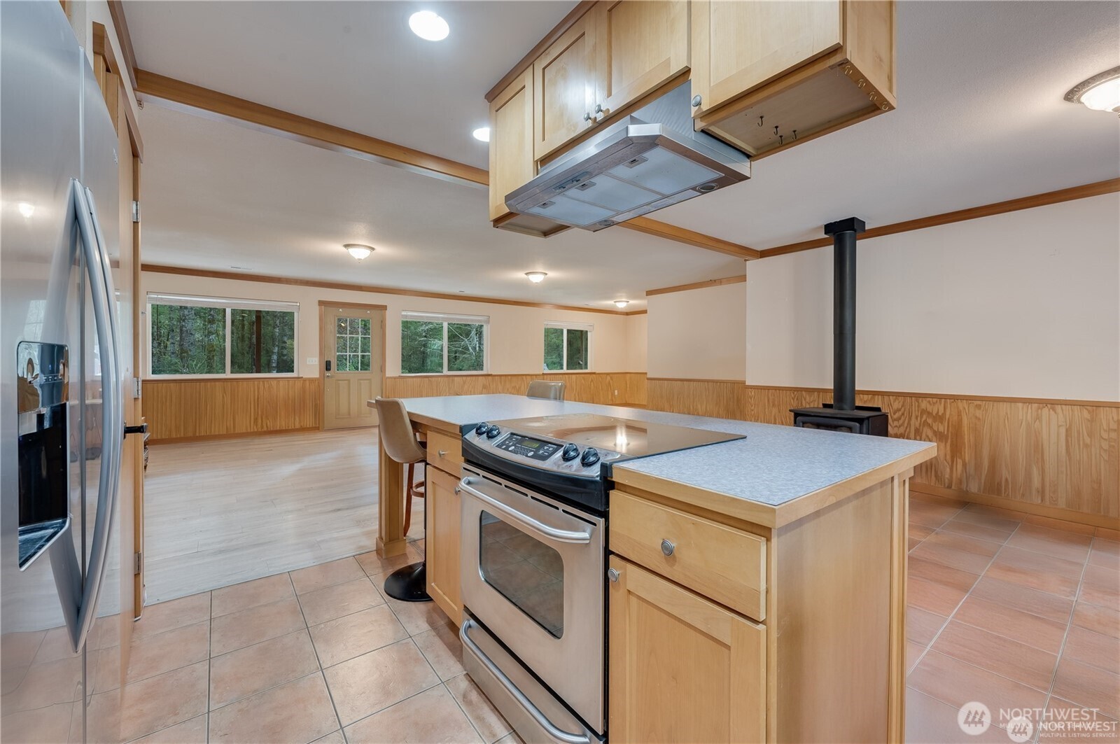 8993 Southwest Lake Flora Road Bremerton, WA 98312 - Photo 8 of 28