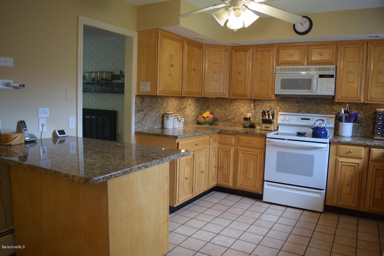 231 East Slope Road Richmond, MA 01201 - Photo 12 of 39 DSC_0408