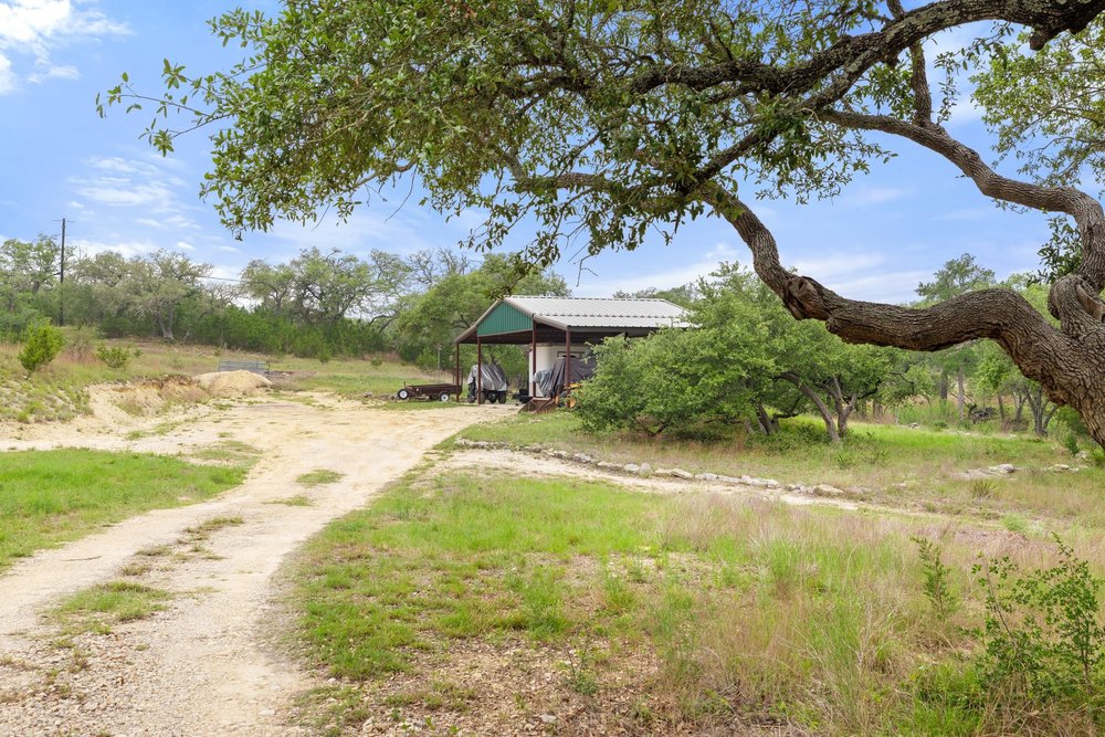 1850 Pursley Road Dripping Springs, TX 78620 - Photo 25 of 32