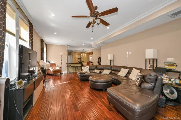 $1,820,000 | 29-42 164th Street | Murray Hill - Flushing