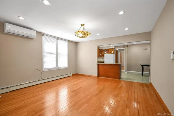 $1,820,000 | 29-42 164th Street | Murray Hill - Flushing