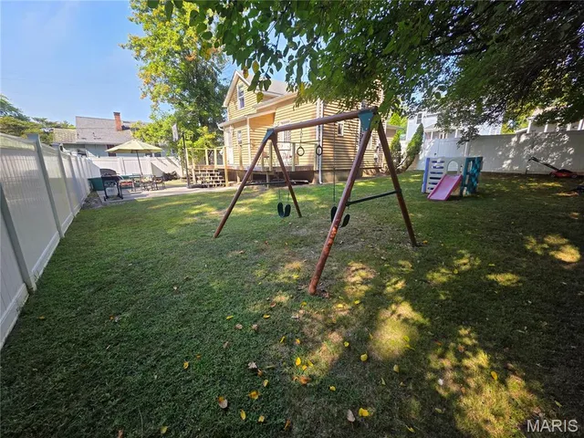 $183,000 | 230 Roberts Street, Ste. Genevieve, MO 63670