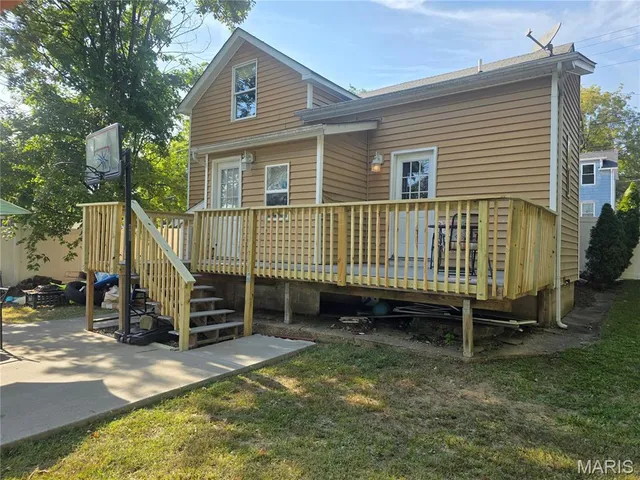 $183,000 | 230 Roberts Street, Ste. Genevieve, MO 63670