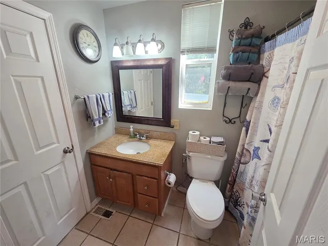 $183,000 | 230 Roberts Street, Ste. Genevieve, MO 63670