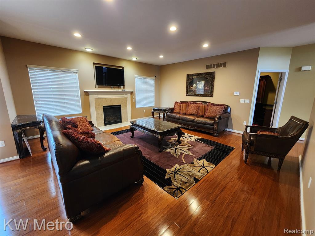 3155 Fantail Drive Rochester Hills, MI 48309 - Photo 14 of 34