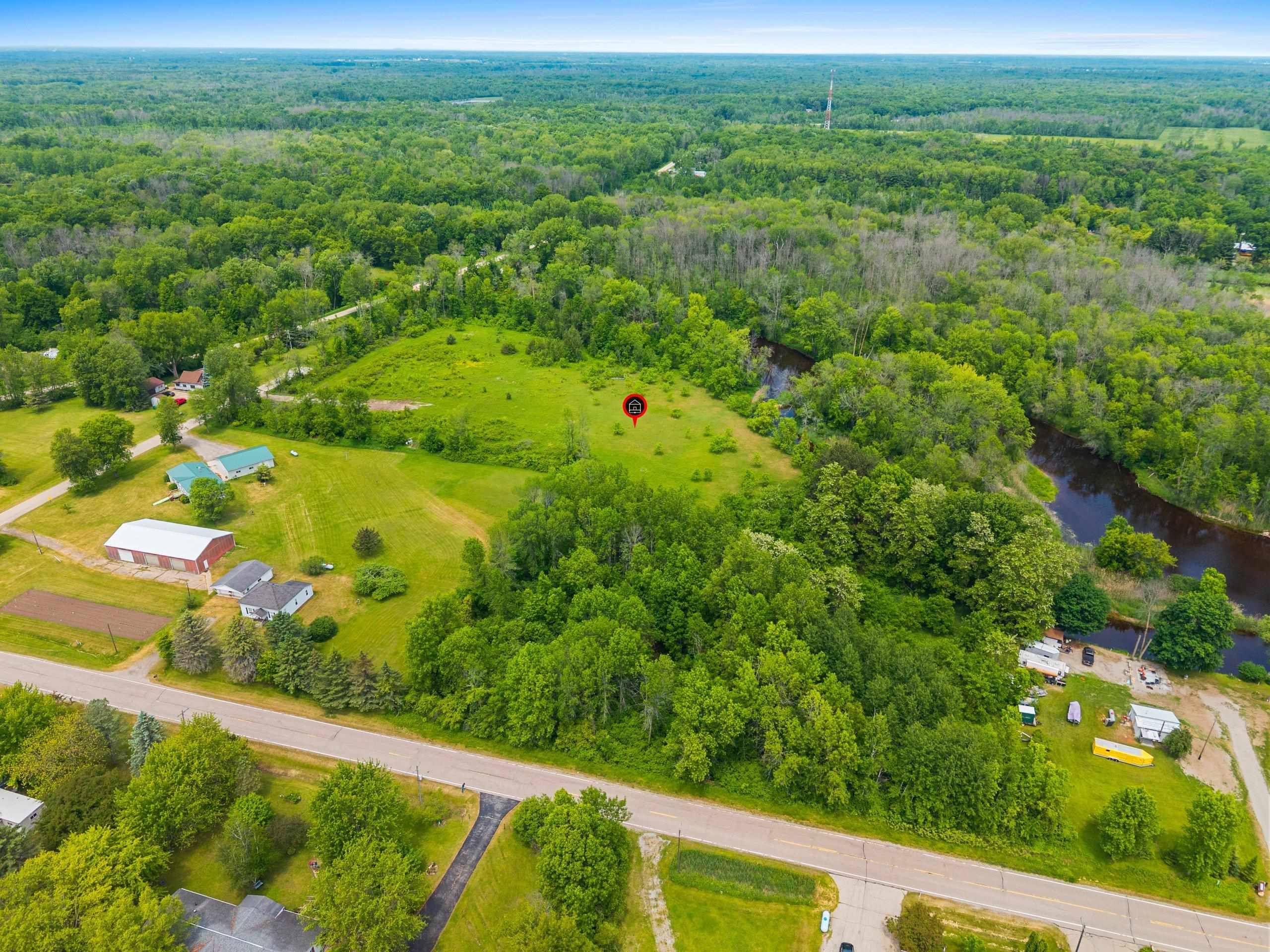 4204 Topel Road Oconto, WI 54153 - Photo 7 of 19