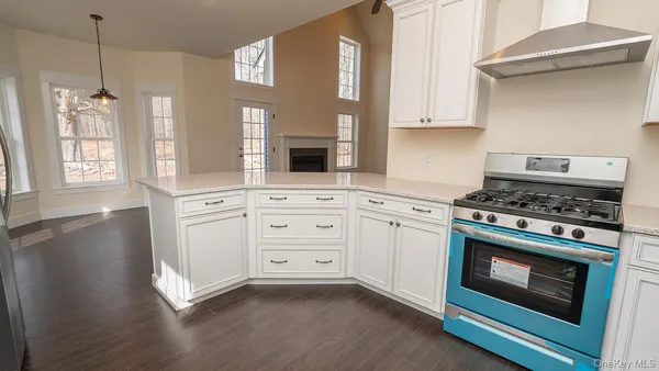 $749,900 | 43 Malloy Road, Wallkill, NY 12589