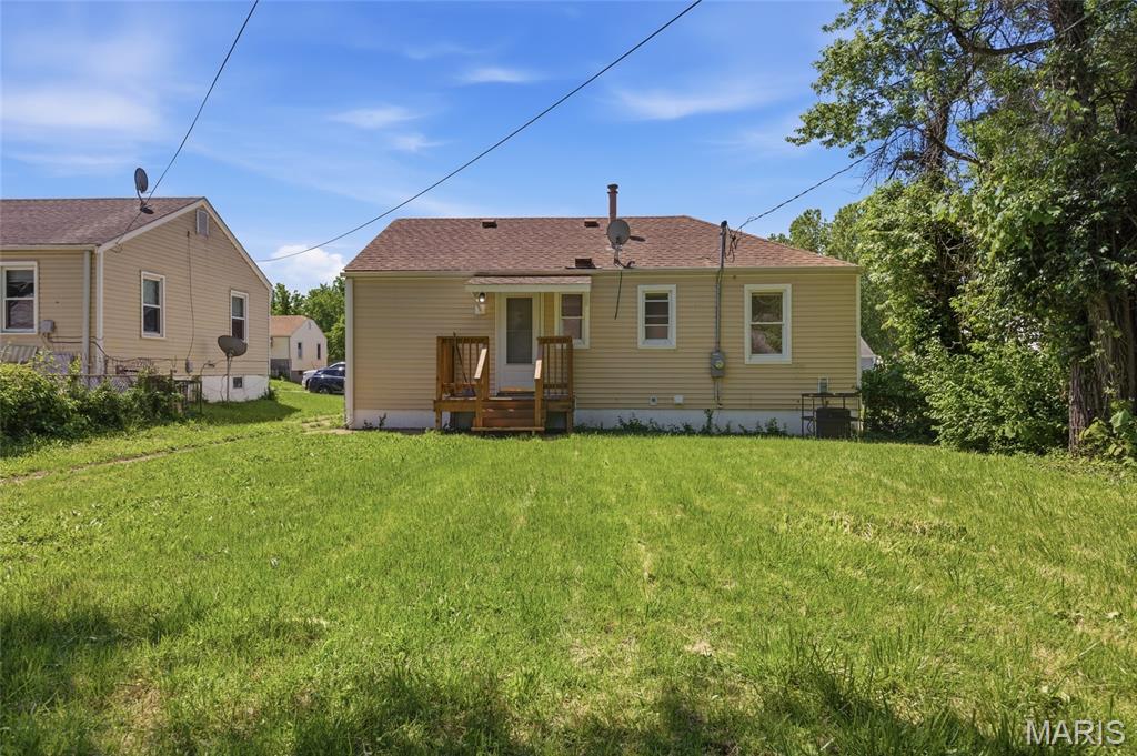 8115 Myrick Street Berkeley, MO 63134 - Photo 27 of 34