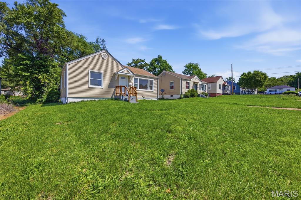 8115 Myrick Street Berkeley, MO 63134 - Photo 31 of 34