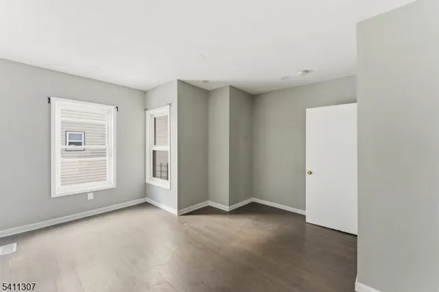 $2,300 | 467 Summer Avenue, Unit 2, Newark, NJ 07104