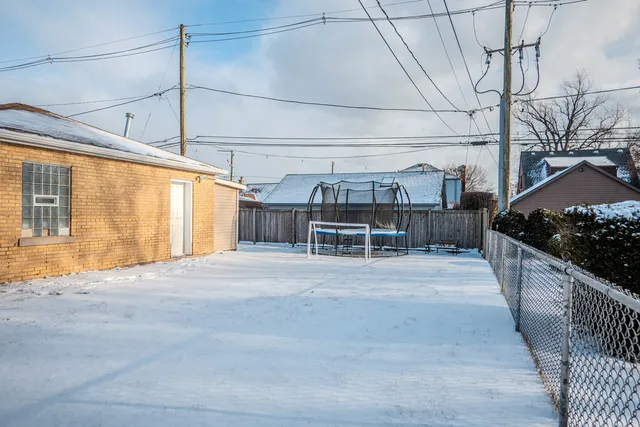 $525,000 | 499 Longcommon Road, Riverside, IL 60546