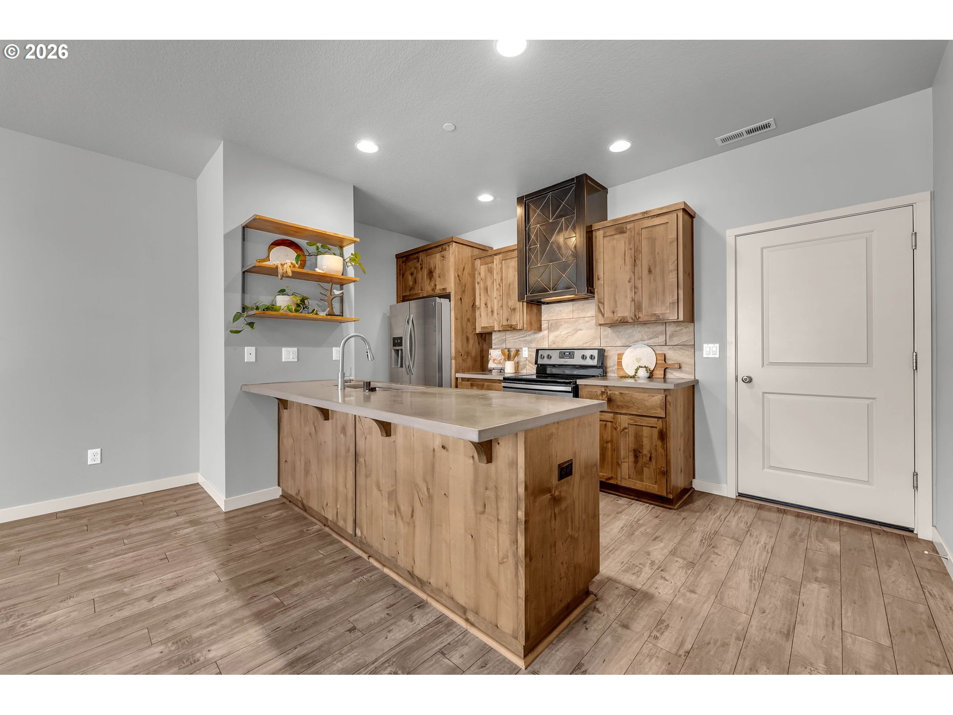 179 North 44th Place Ridgefield, WA 98642 - Photo 11 of 40 Kitchen