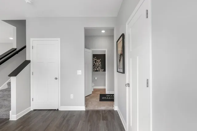 $3,625 | 9297 4th Street North, Lake Elmo, MN 55042