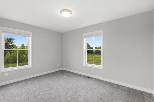 $3,625 | 9297 4th Street North, Lake Elmo, MN 55042