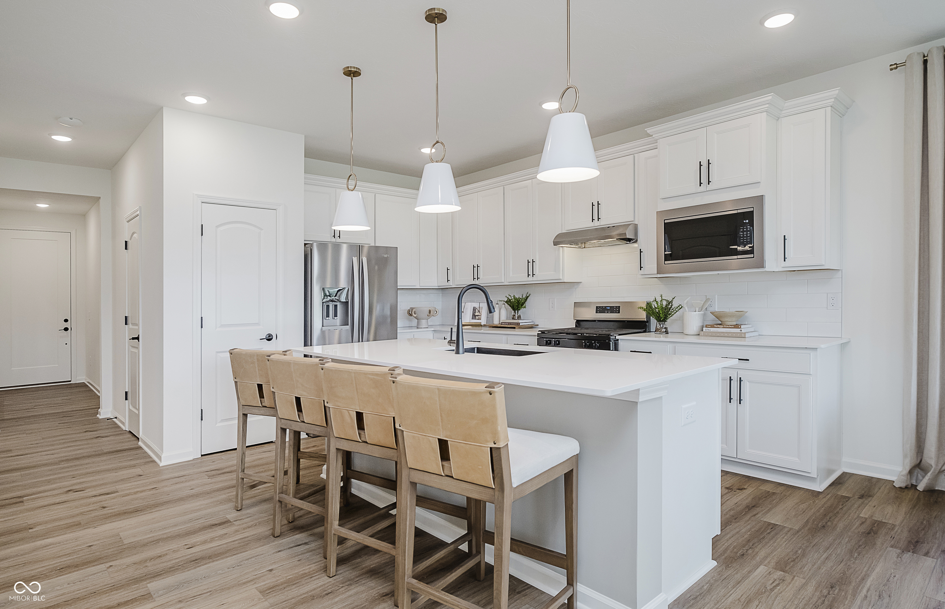 3118 Balsamroot Road Greenwood, IN 46143 - Photo 3 of 34 Gallery Image 3