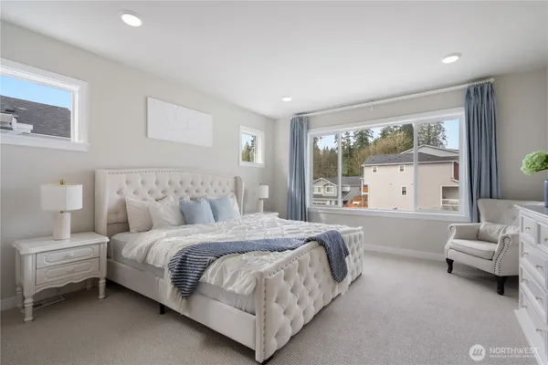 $1,049,990 | 10829 43rd Avenue Southeast, Everett, WA 98208