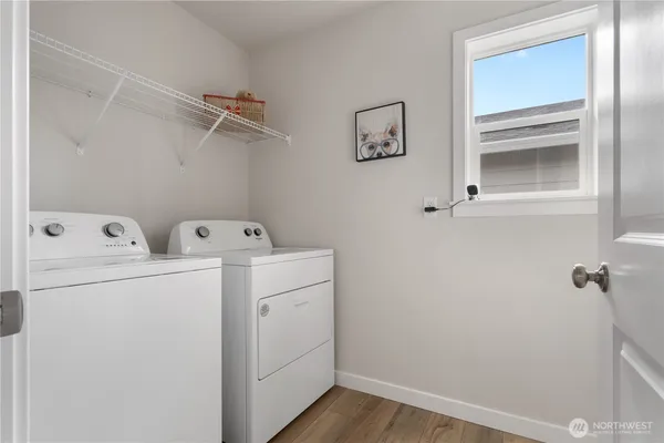$1,049,990 | 10829 43rd Avenue Southeast, Everett, WA 98208