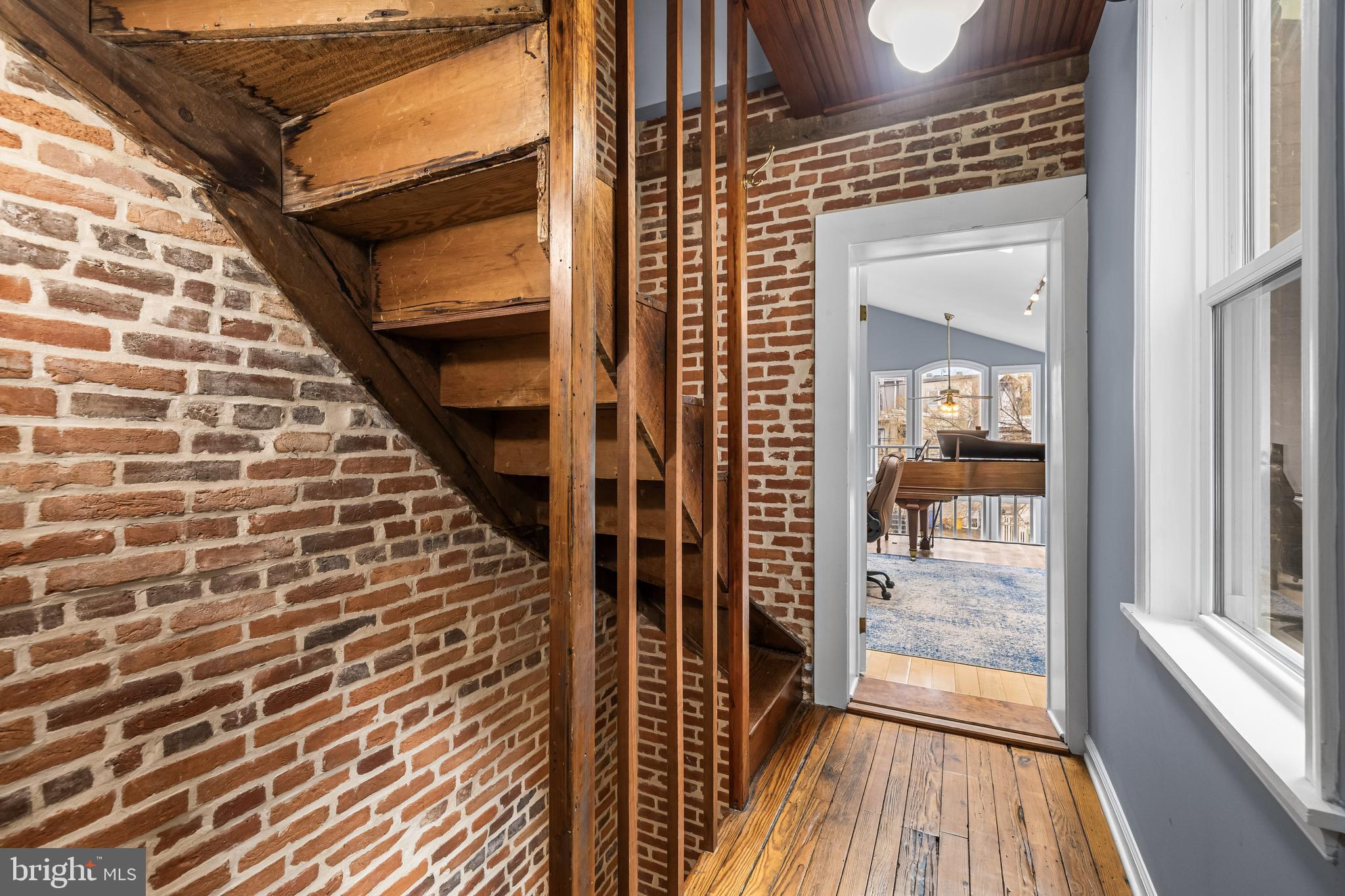 1264 Riverside Avenue Baltimore, MD 21230 - Photo 29 of 53 Second level stairs