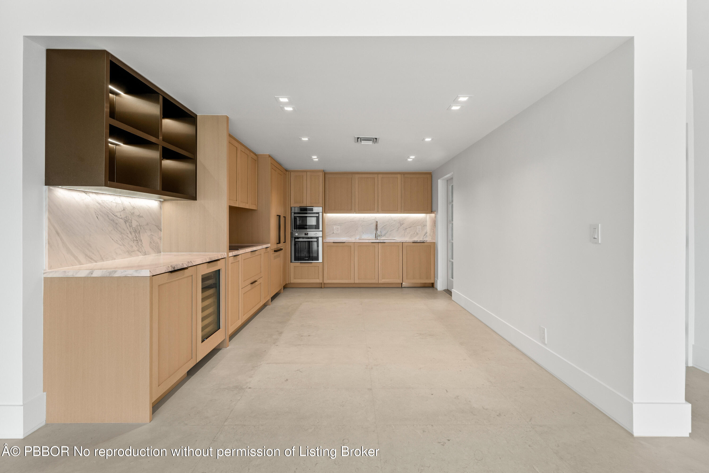 2185 Ibis Isle Road, Unit 1 Palm Beach, FL 33480 - Photo 15 of 44 kitchen dining area