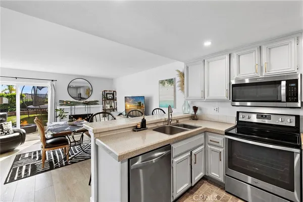 $1,429,000 | 28765 Calle Vista, Laguna Niguel, CA 92677