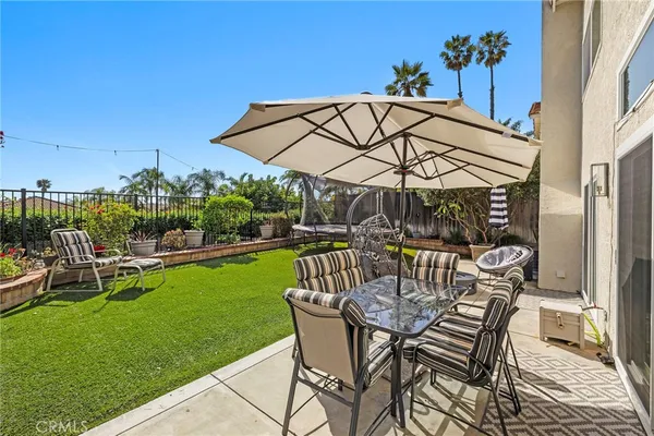 $1,429,000 | 28765 Calle Vista, Laguna Niguel, CA 92677