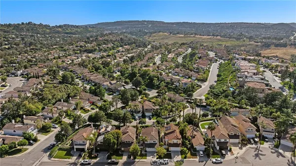 $1,429,000 | 28765 Calle Vista, Laguna Niguel, CA 92677
