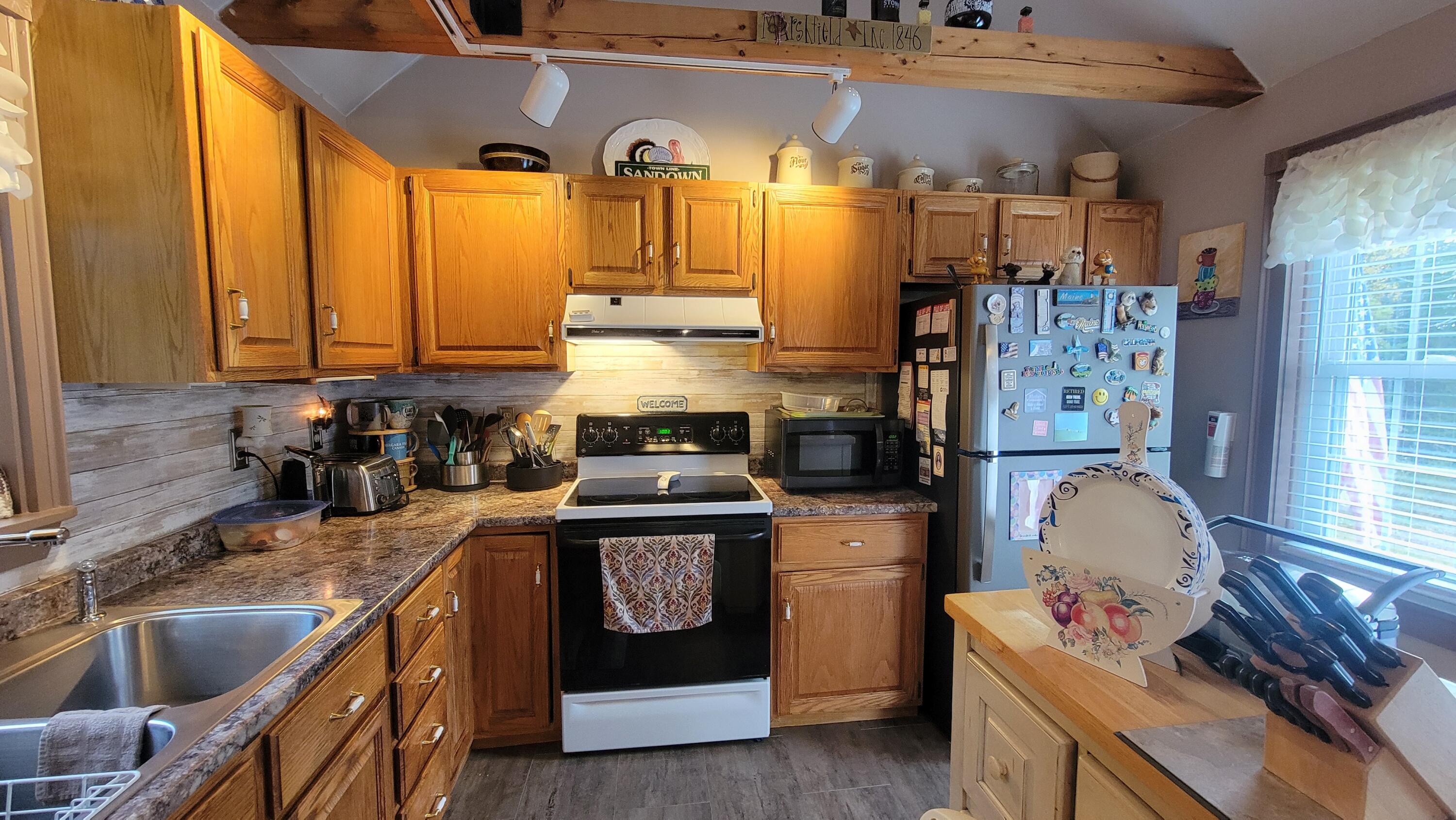 104 Old County Road Machias, ME 04654 - Photo 5 of 42 Kitchen