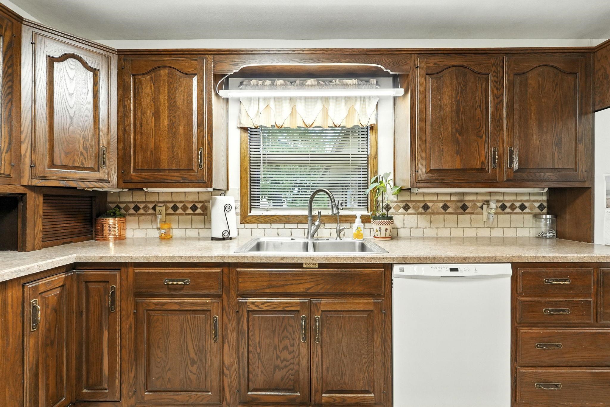 7555 West River Road South Whitley, IN 46787 - Photo 14 of 36