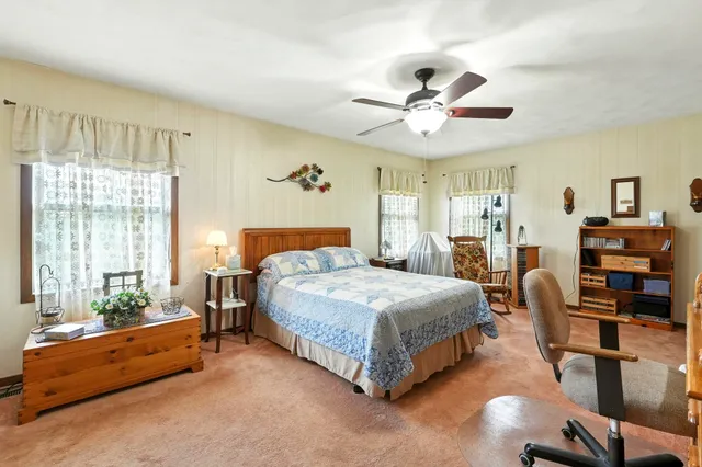 $409,400 | 7555 West River Road, South Whitley, IN 46787