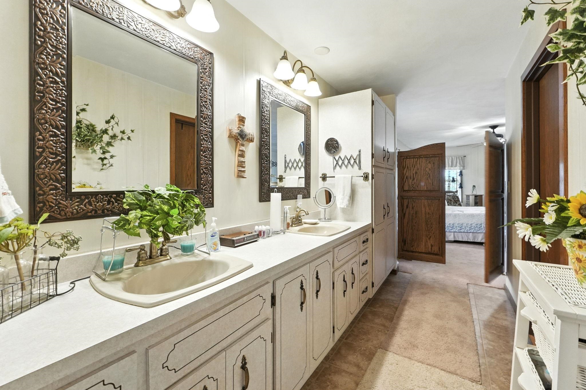 7555 West River Road South Whitley, IN 46787 - Photo 20 of 36