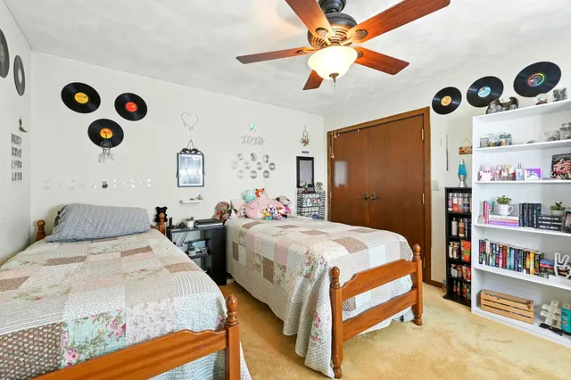 $409,400 | 7555 West River Road, South Whitley, IN 46787