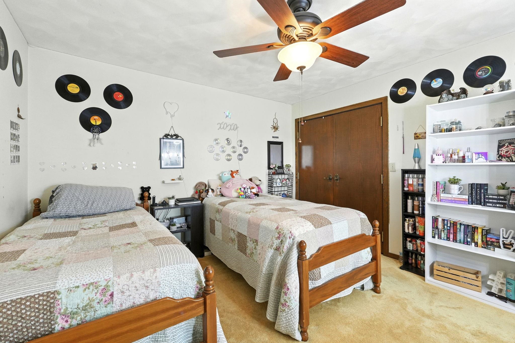 7555 West River Road South Whitley, IN 46787 - Photo 22 of 36