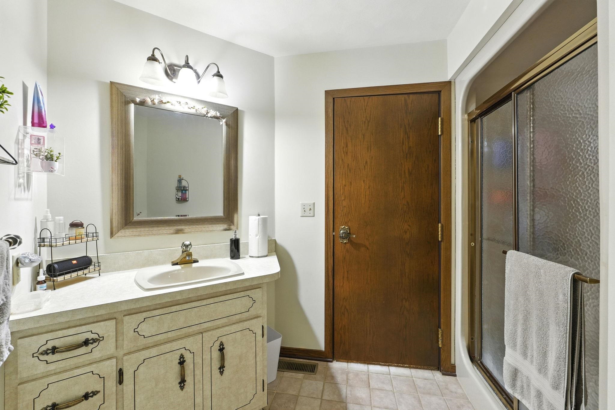 7555 West River Road South Whitley, IN 46787 - Photo 24 of 36