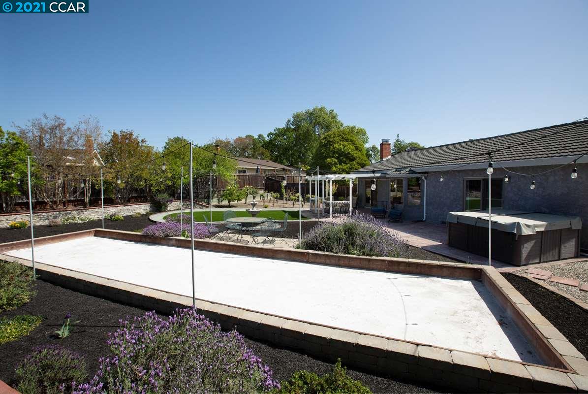 Undisclosed Address San Ramon, CA 94583 - Photo 21 of 27