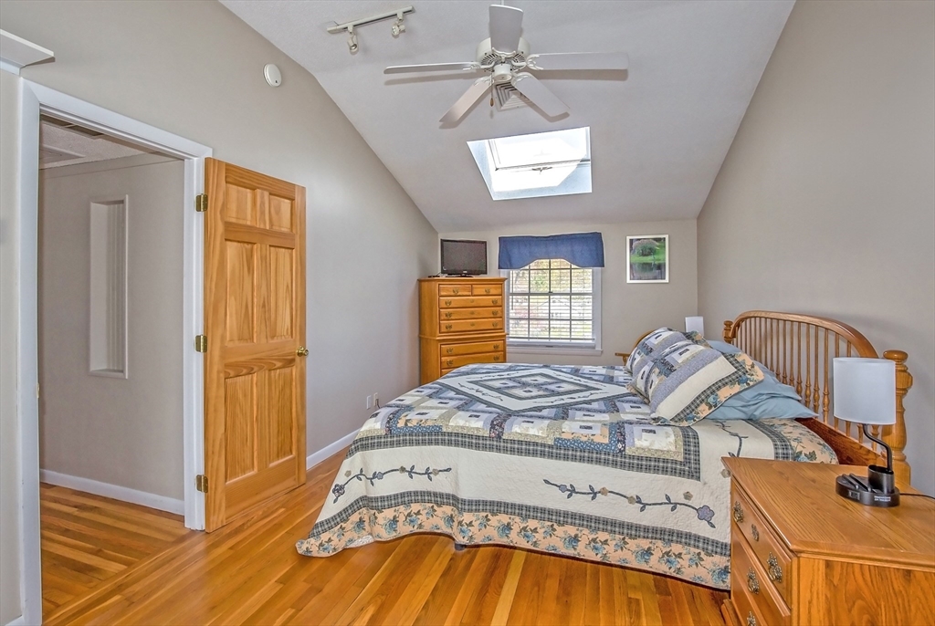 145 Cottage Road Enfield, CT 06082 - Photo 15 of 42 Gallery Image 15