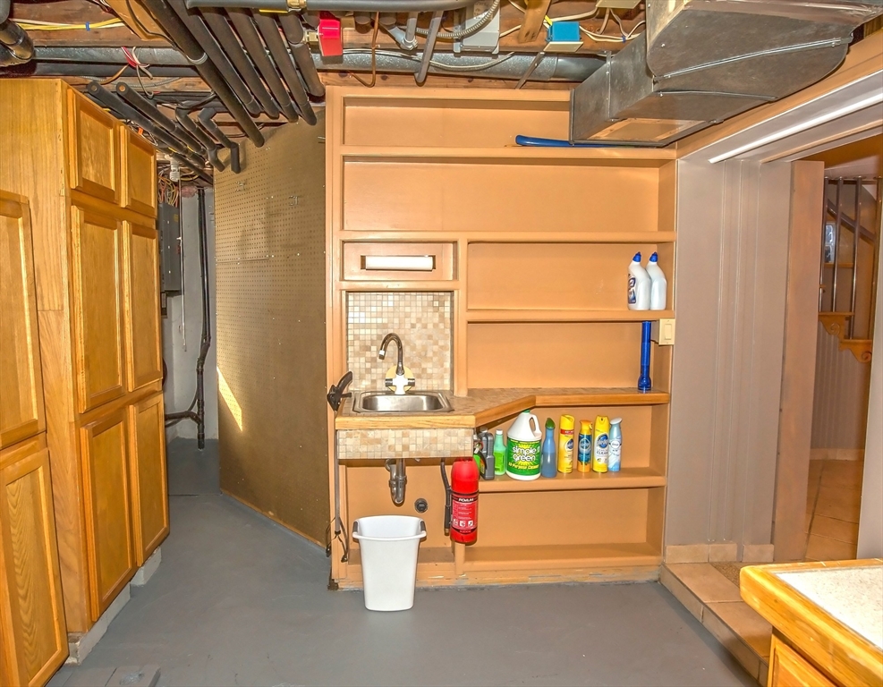 145 Cottage Road Enfield, CT 06082 - Photo 28 of 42 Gallery Image 28