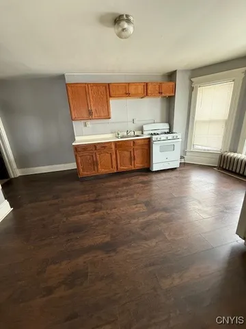 $1,150 | 2009 Brewerton Road, Unit C, Salina, NY 13211