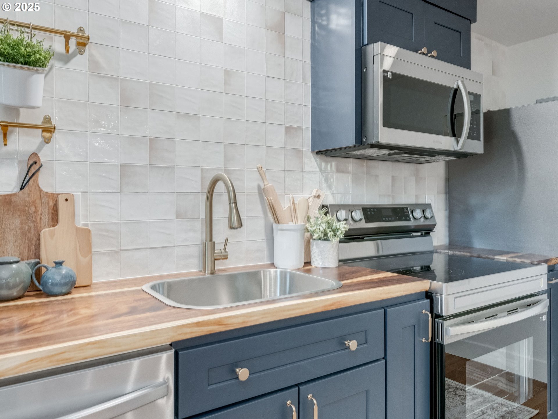 409 East McLoughlin Boulevard Vancouver, WA 98663 - Photo 41 of 48