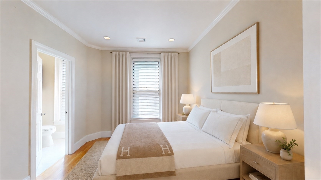 36 Appleton Street, Unit 2 Boston, MA 02116 - Photo 5 of 10