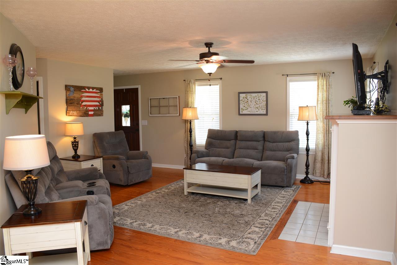 701 White Horse Rd Extension Travelers Rest, SC 29690 - Photo 11 of 33 Gallery Image 11