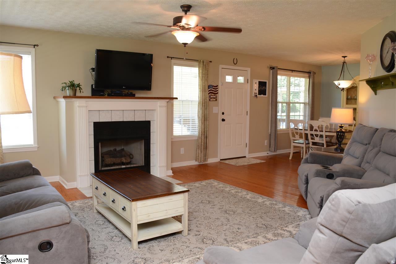701 White Horse Rd Extension Travelers Rest, SC 29690 - Photo 8 of 33 Gallery Image 8