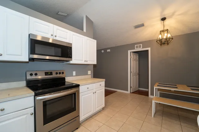 $1,795 | 841 Helen Street, St. Augustine, FL 32084