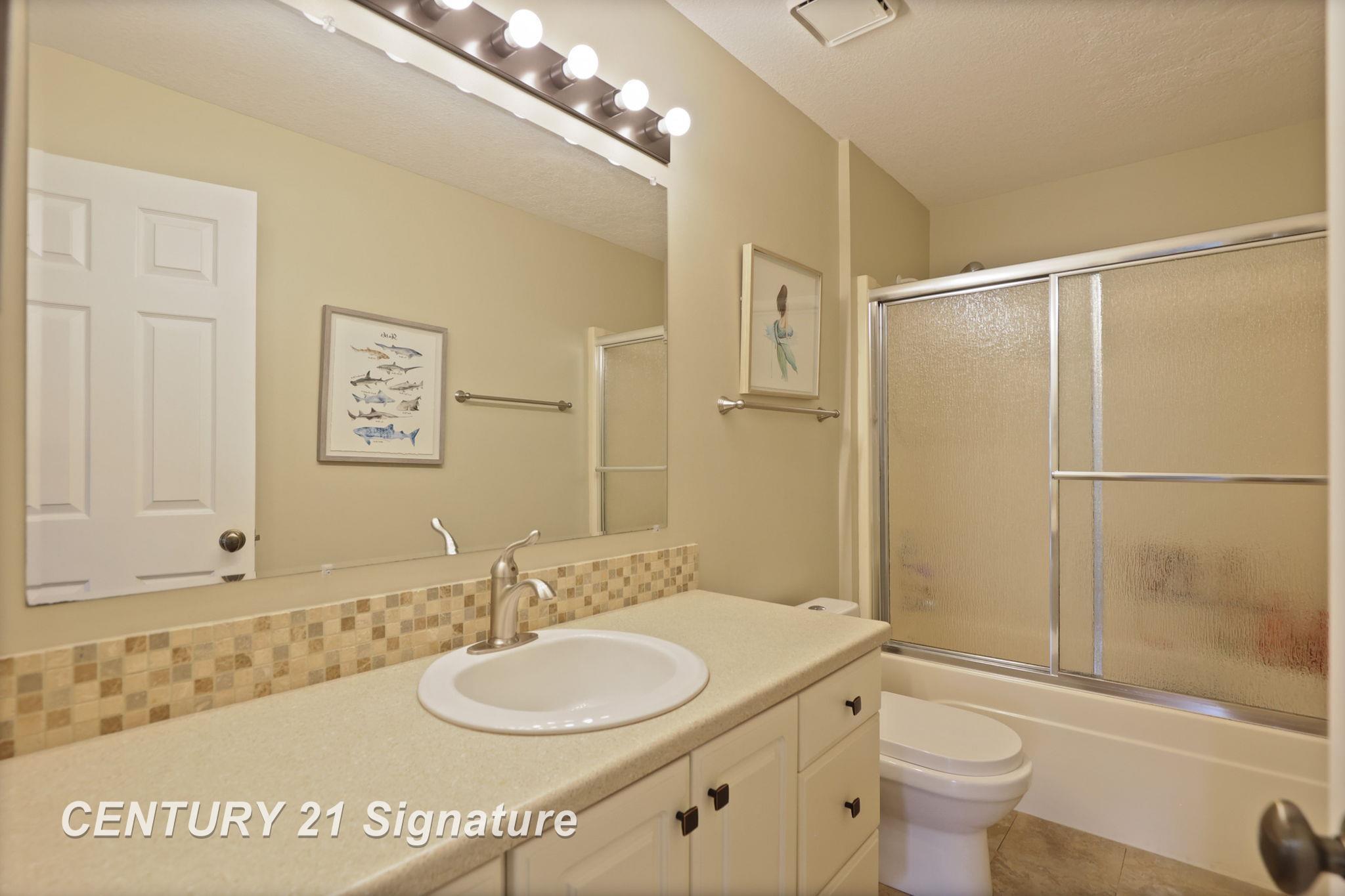 4111 Autumn Ridge Saginaw, MI 48603 - Photo 42 of 76 50182381-0f0d26b5-9210-4f66-9a32-cc9aa8691c2a.JPG