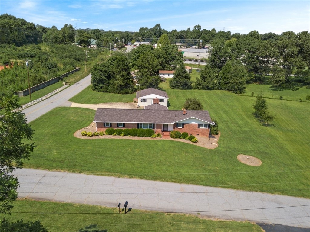 101 Spring Street Easley, SC 29640 - Photo 1 of 34 Gallery Image 1