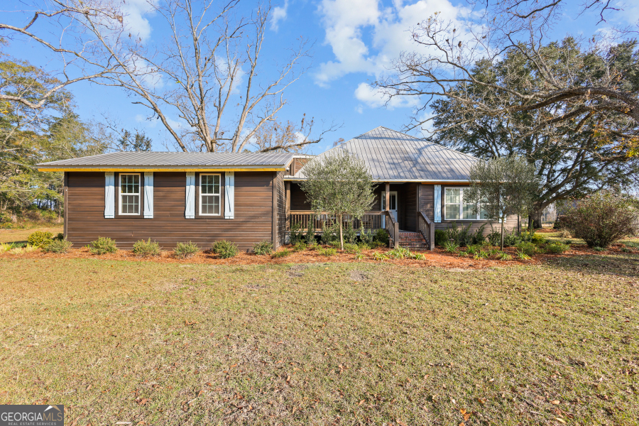 5466 Robin Road Patterson, GA 31557 - Photo 2 of 49