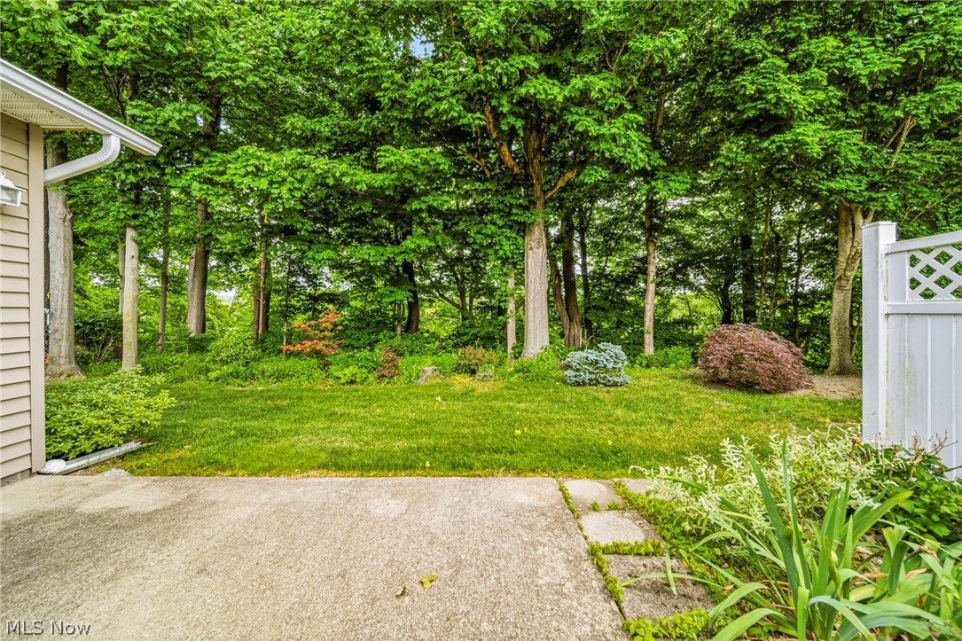 747 Rivers Edge Lane Painesville, OH 44077 - Photo 30 of 32