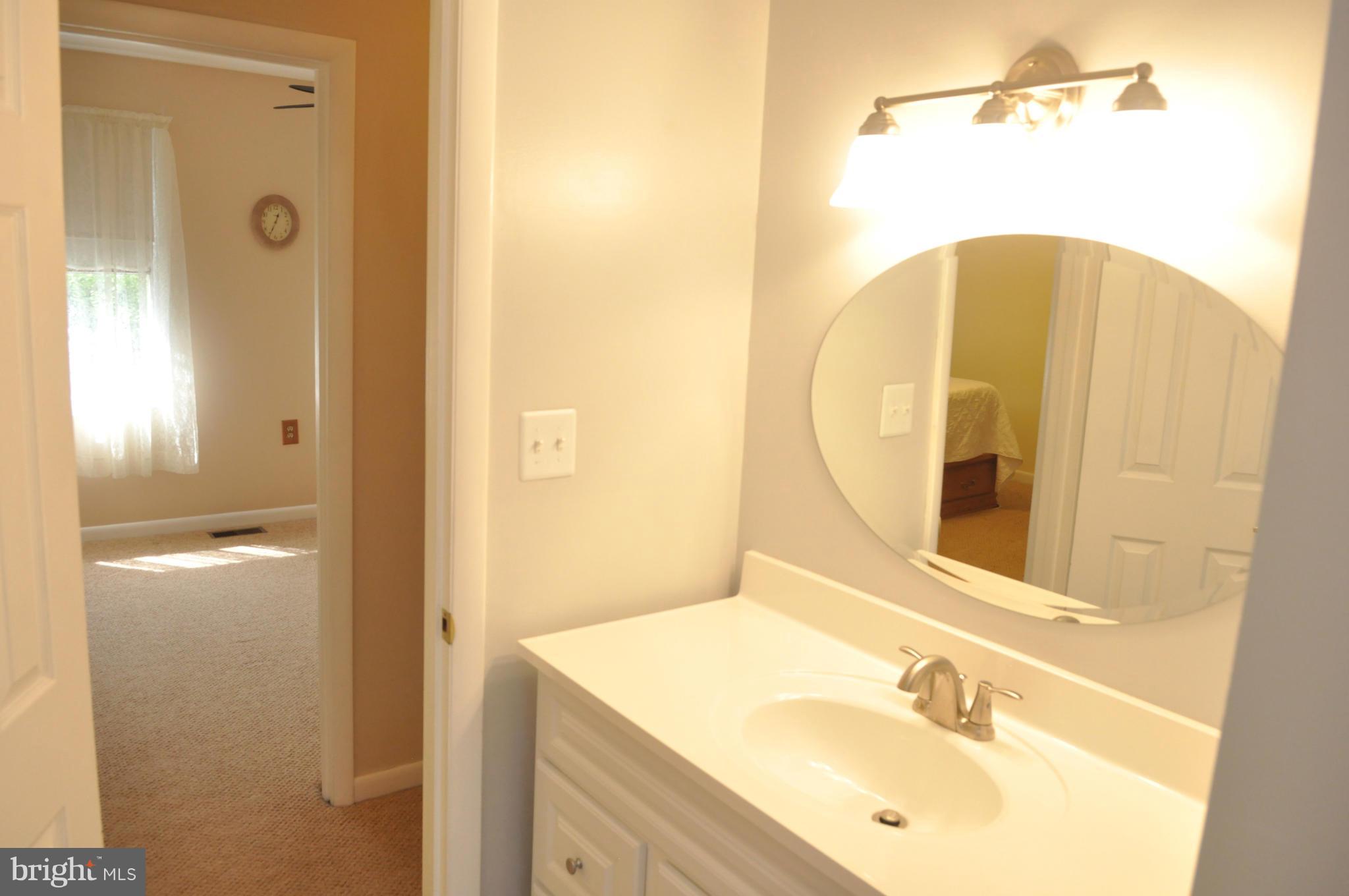 6914 Yale Road Baltimore, MD 21220 - Photo 22 of 30 Bath