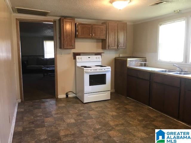 1007 Rollan Street Clanton, AL 35045 - Photo 4 of 11